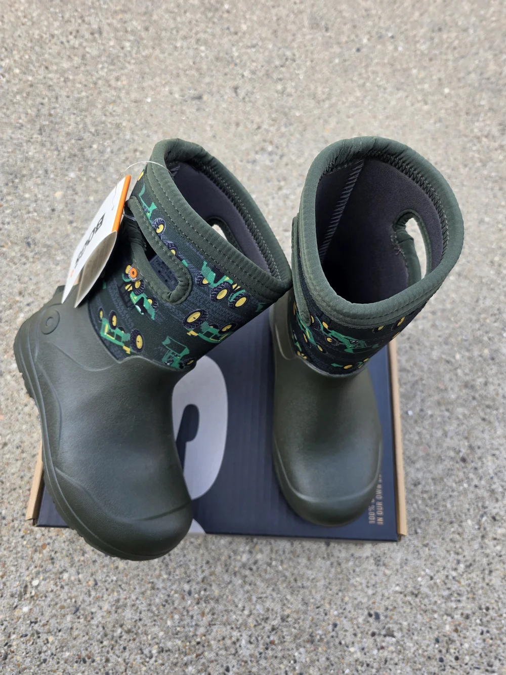 BOGs Kids Waterproof John Deer Green Tractor Boots Boys 12.